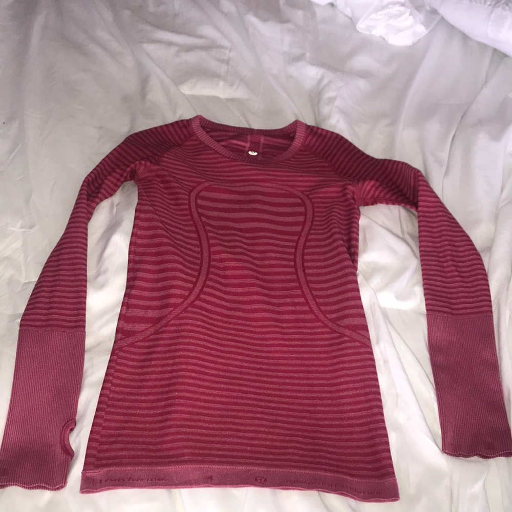 Snug Lululemon Long Sleve
